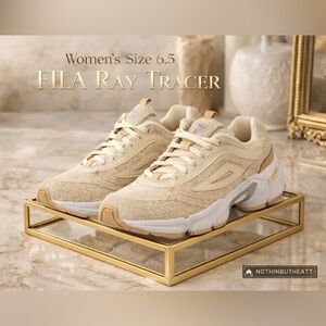 FILA Ray Tracer Women’s 6.5 Cream Beige Sneakers New Without Tags